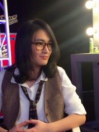 张姝你的甜蜜视频,张姝倾情演绎浪漫爱情故事